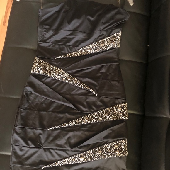 Nikibiki NEW sexy black mini dress (SPECIAL SALE) - Picture 5 of 6